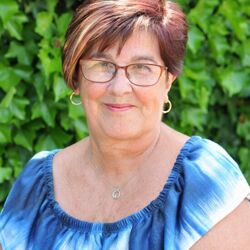 Mrs Linda Lockyer Mrs Linda Lockyer